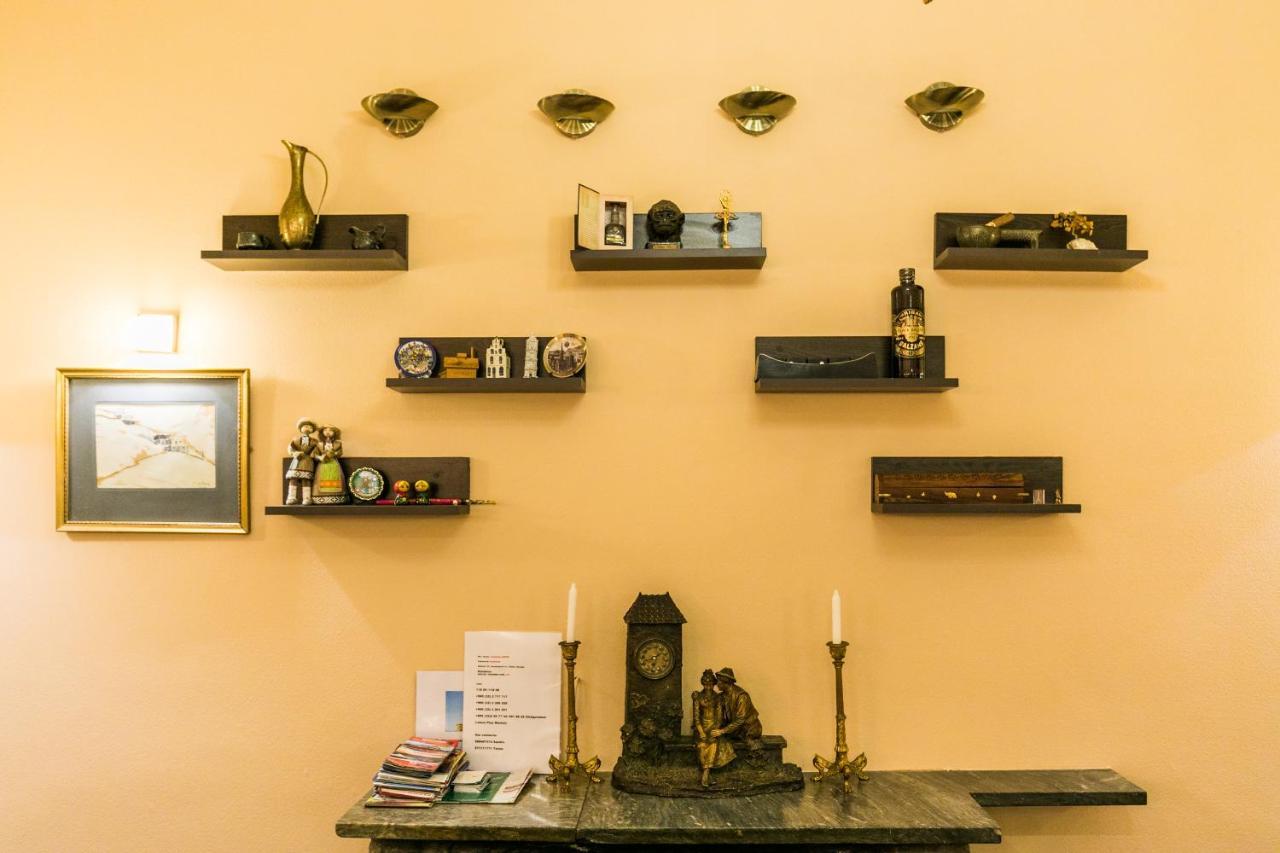 Apartment At 12 Baratashvili Street 第比利斯 外观 照片