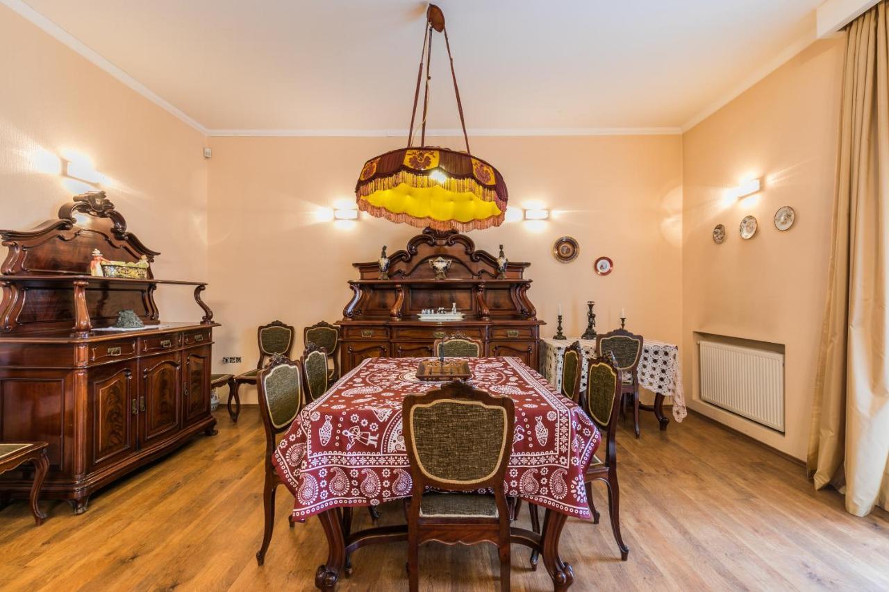 Apartment At 12 Baratashvili Street 第比利斯 外观 照片
